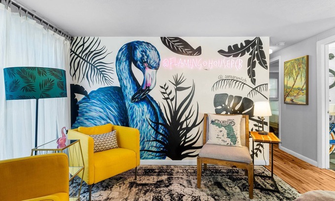 El Centro Beach House | 2 bed 1 bath Flamingo Retreat! Spacious yard!