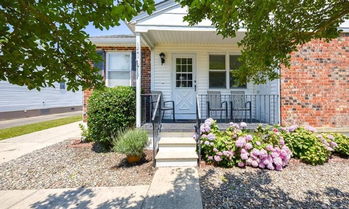 Village Green House | 2 bed/2 bath not far from the Beach!