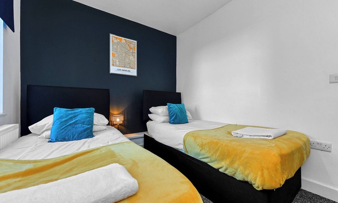 Nottingham Apartment | 2-Bed Apartment Close to Town Centre and Transport