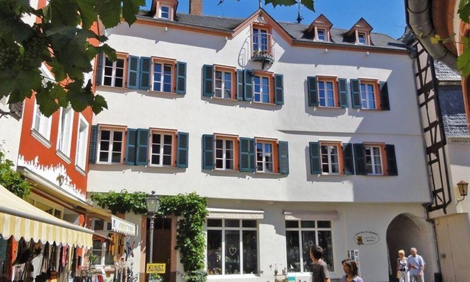 Bernkastel Apartment | 2-bed apartment Markt 13 - Ambiente WeinStein