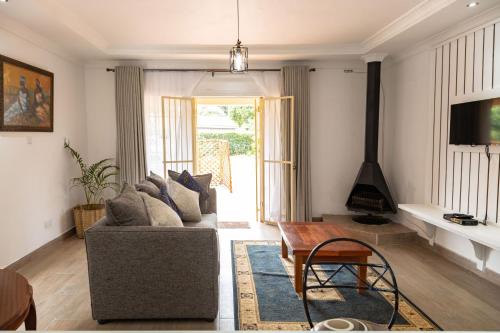 Harare House | 2-Bed Cottage in Mount Pleasant, Harare