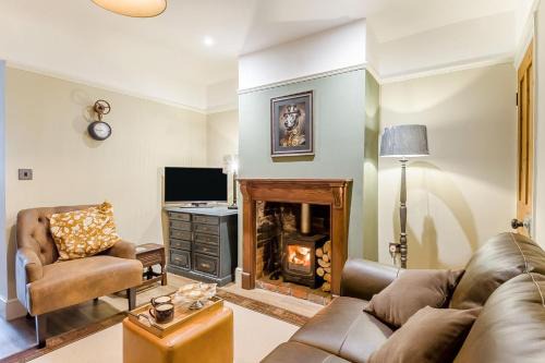 Pakefield House | 2 Bed in Lowestoft oc-p32922