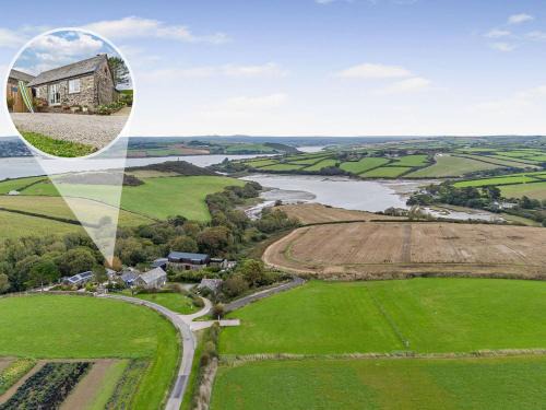 Treator House | 2 Bed in Padstow THELI