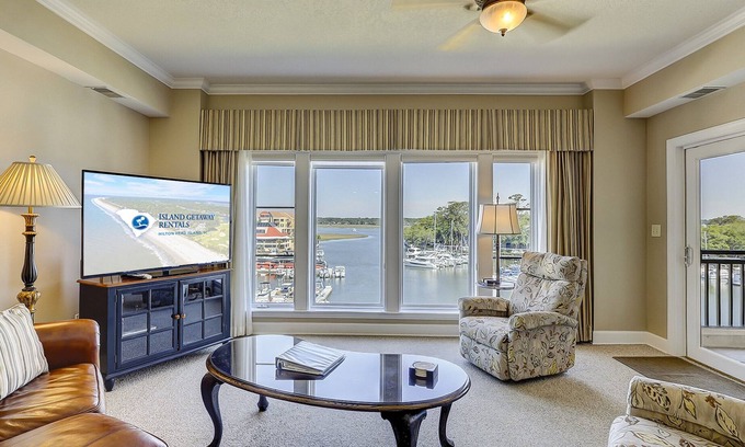 Shelter Cove Villa | 2 Bedroom/2.5 Bathroom Updated, Bright Villa in Gated Complex - Harbour Views