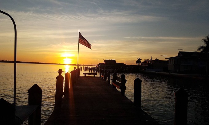 Marco Island Condo | 2 bedroom 2 bath Marco Inn Villas on water in Olde Marco Island Nov 22-Dec 2025