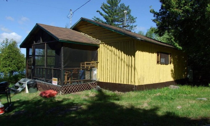 Marten River Cottage | 2 Bedroom "A Frame" Log Cottage in Beautiful Marten River, ON - Olive the Lake Cottage #5