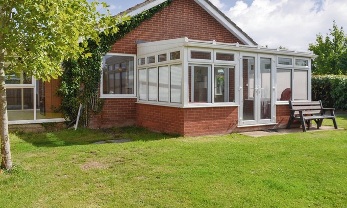 Skegness Cottage | 2 bedroom accommodation in Thorpe St Peter