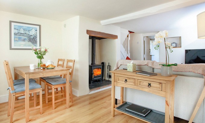 Ottery St Mary Cottage | 2 bedroom accommodation in Ottery St Mary