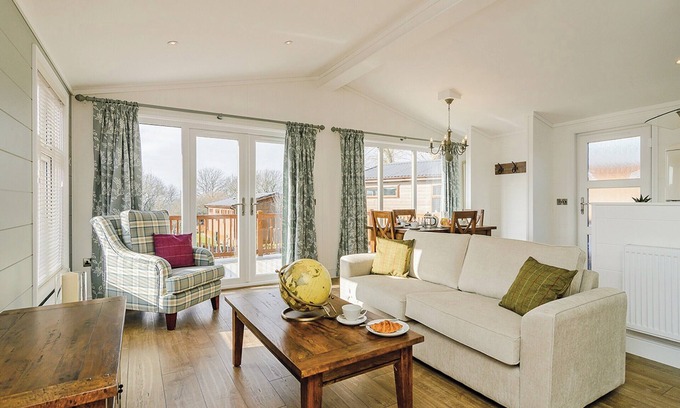 Stuppington Ski Chalet | 2 bedroom accommodation in Canterbury