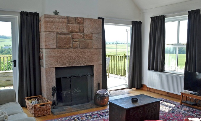 Old Bewick Cottage | 2 bedroom accommodation in near Chatton, Wooler and Alnwick