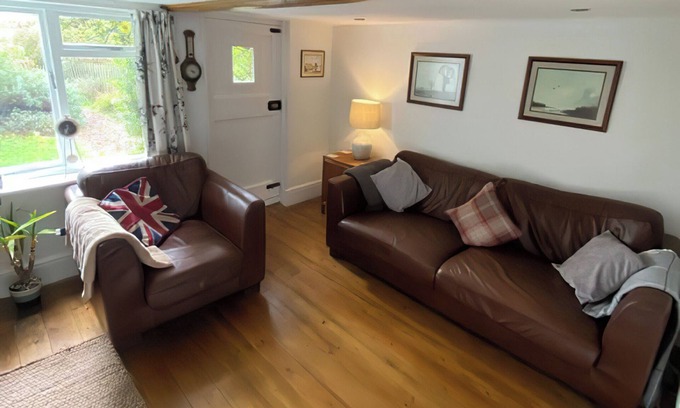 Friston Cottage | 2 bedroom accommodation in Friston, near Saxmundham