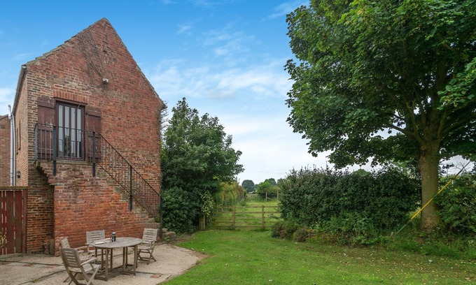 Stockton-on-Tees Cottage | 2 bedroom accommodation in Sedgefield