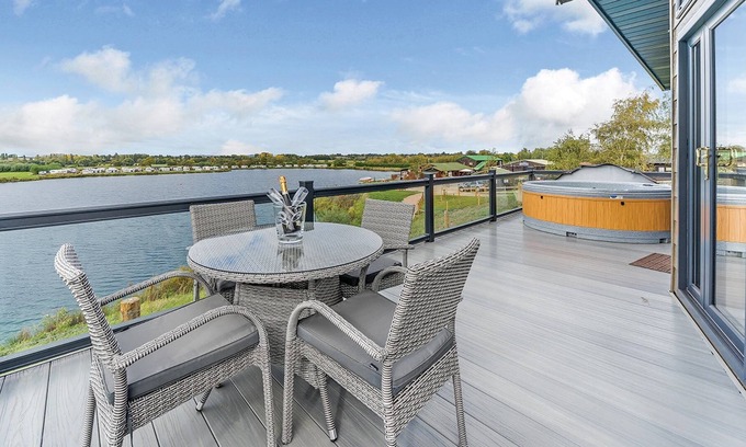 Bredons Hardwick House | 2 bedroom accommodation in Tewkesbury