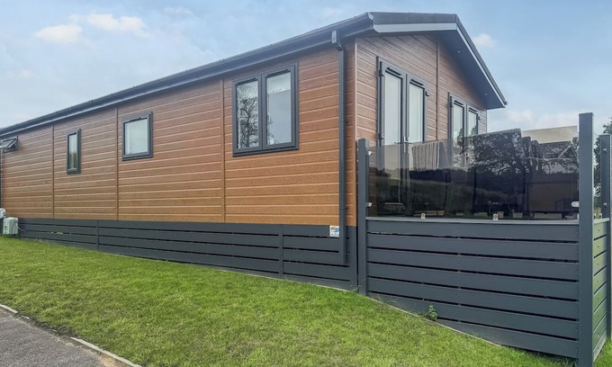 Blackburn Ski Chalet | 2 bedroom accommodation in Old Langho, Ribble Valley