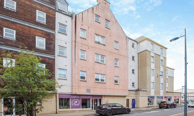 Inverness City Centre Cottage | 2 bedroom accommodation in Inverness