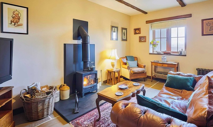 Llangadog Cottage | 2 bedroom accommodation in Llangadog