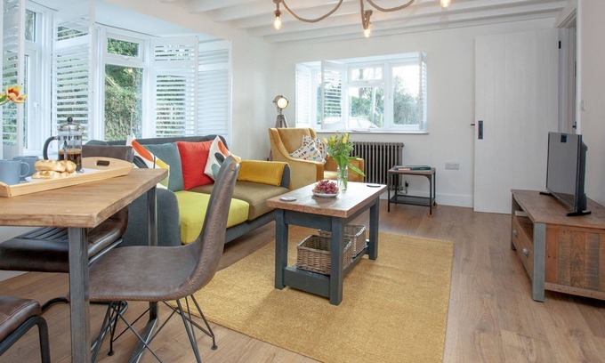 Wembury Cottage | 2 bedroom accommodation in Wembury, near Newton Ferrers and Noss Mayo