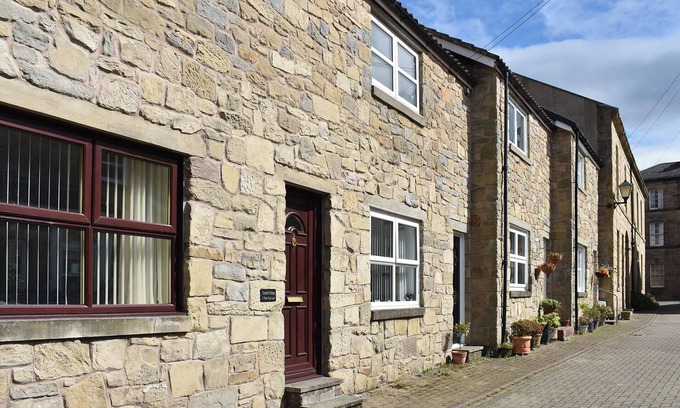 South Charlton Cottage | 2 bedroom accommodation in Alnwick