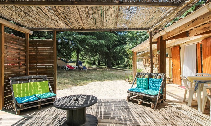 Sault House | 2 bedroom accommodation in Sault