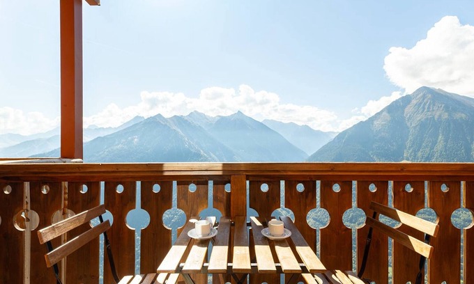 Pla d'Adet Apartment | 2-bedroom apartment at the slopes, 4 guests, heated pool