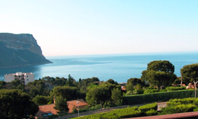 Cassis Apartment | 2 Bedroom Apartment In Gated Residence, Swimming Pool, Tennis, Terrace, Sea View