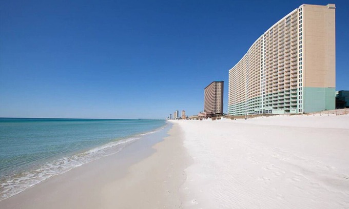 Panama City Beach Resort | 2 Bedroom Deluxe Upper Level on Panama City Beach!