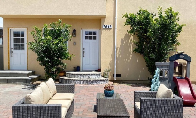 Harbor Gateway South House | 2 Bedroom family vacation house (Brand new built)