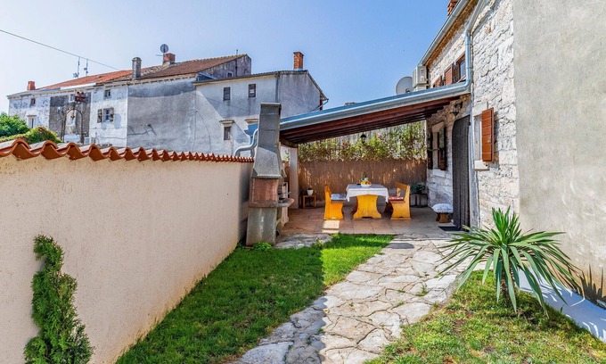 Mali Vareski House | 2 bedroom gorgeous home in Peruski