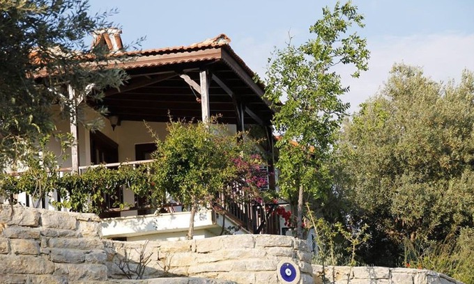 Mesudiye House | 2 bedroom house with beautiful views