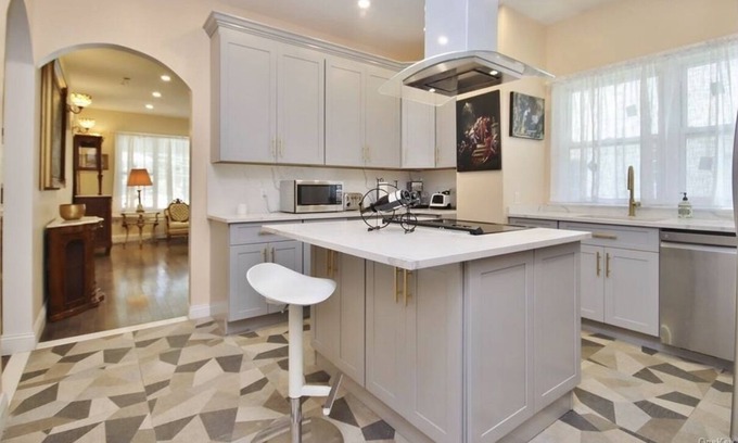 Park Hill House | 2 bedroom in a beautiful Victorian House