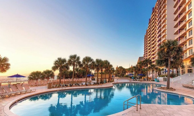 Daytona Beach Condo | 2 Bedroom Lockoff Unit, Sleeps 8, on Daytona Beach. Ocean Walk Resort!