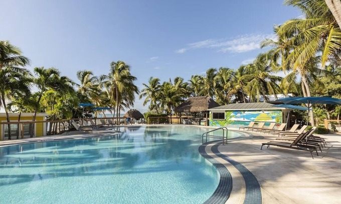 Islamorada Resort | 2 Bedroom Suite w/Kitchenette, Outdoor Pool, Free Parking & Pet Friendly!