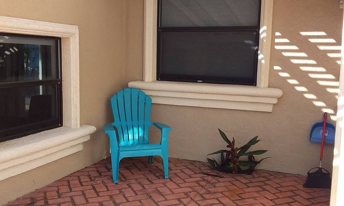 Pompano Beach Villa | 2 Bedroom Unit Near the Beach