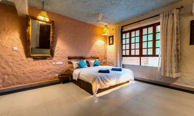 Assagao Villa | 2 Bedroom Villa with Private Pool in Anjuna
