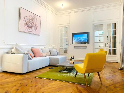 Champs-Elysees Apartment | 2 bedrooms - Paris centre - Champs Elysees
