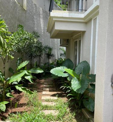 Parra Apartment | 2 BHK Retreat in Sierra Assagao