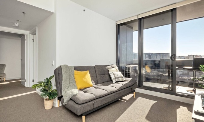 Adelaide Central Business District Apartment | 2 BR Apartment with Stunning Views and Car Parking