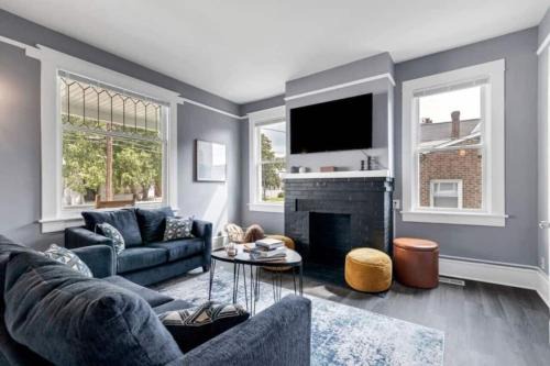 Hampton House | 2 homes that sleep 16