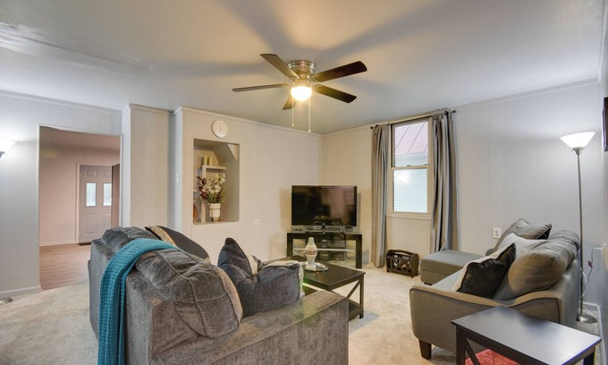Quincy House | 2 Mi to Historic District: Cozy Home in Quincy!