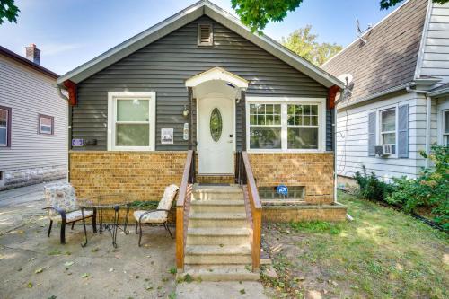 Fond du Lac Apartment | 2 Mi to Lake Winnebago Cozy Fond du Lac Studio