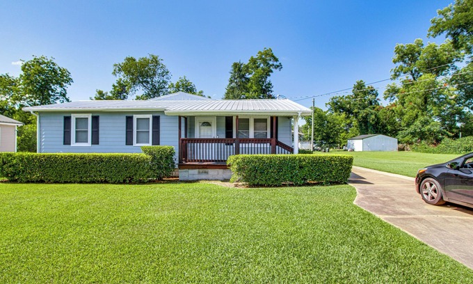 Donalsonville House | 2 Mi to Shops & Eats: Family Home in Donalsonville