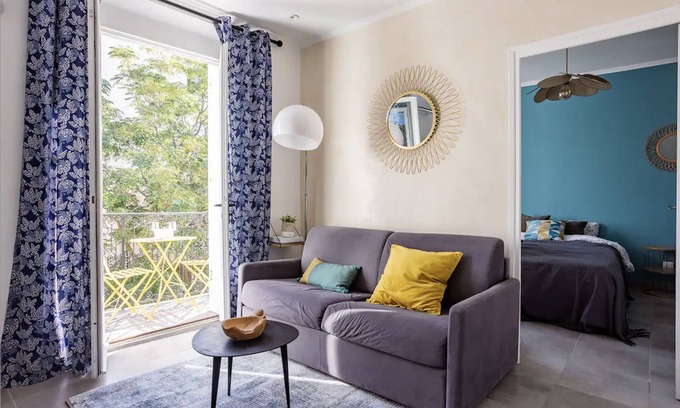 Prado - Republique Apartment | 2 Pieces Balcon et Climatisation 32m2