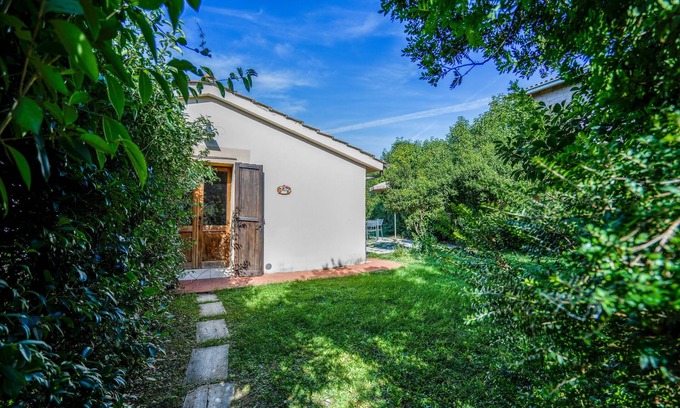 Asciano Other | 2-room apartment on the ground floor with air conditioning and garden