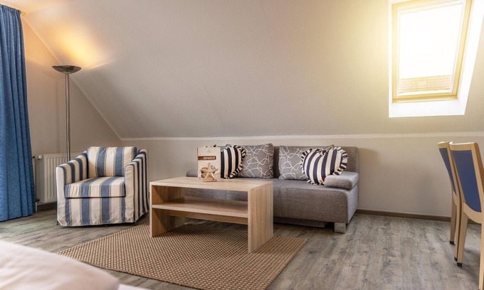 Carolinensiel Hotel | 2 room vacation apartment Dünenläufer in the heart of Carolinensiel