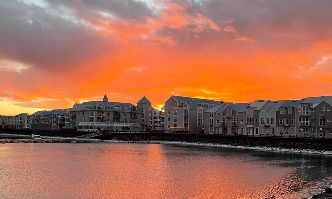 Grafarvogur Apartment | 2 rooms in shared apartment - private bathroom. (50 $ cleaning fee included)