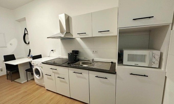 Lierenfeld Apartment | 2 schlafenzimmer Waschmaschine Eller
