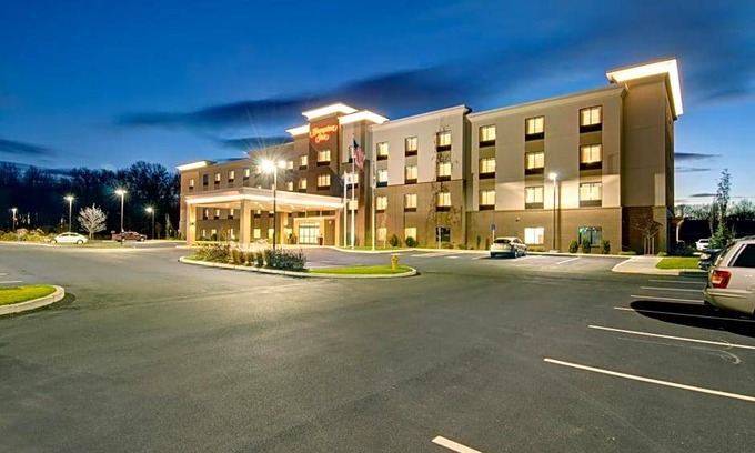 Westborough Hotel | 2-Star Hotel ∙ Hampton Inn Boston - Westborough