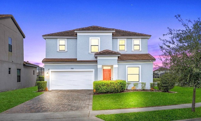 Haines City House | 2-Storey Home with Pool & Nature's Beauty