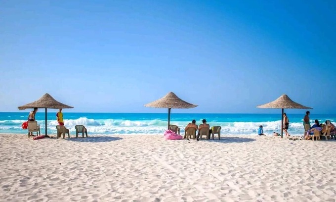 Al-Hammam House | 2 walking minutes to one of the most amazing beach spot on the North Coast