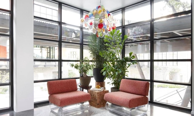 Travis Heights House | 2 Well Designed Rooms | Refreshing Swimming Pool | Near Lady Bird Lake